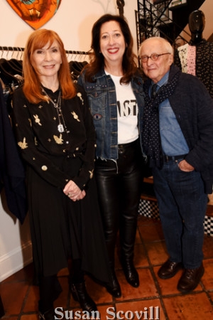 19. Nicole Miller and Mary Dougherty welcomed Emil DeJohn to the event.