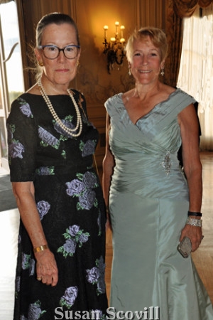 2. The Preservation Society’s Board Chairman and Preservation Society Executive Director Trudy Coxe also welcomed guests to the event
