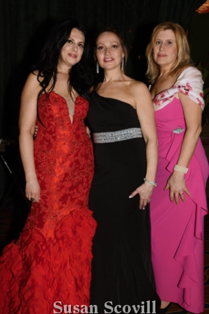 5. Diana Frid, Irene Lieberman and Trish Lieberman.