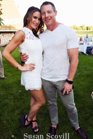 6. Jennifer and Brian Epstein shared a moment at the Adopt-a-Pig event.