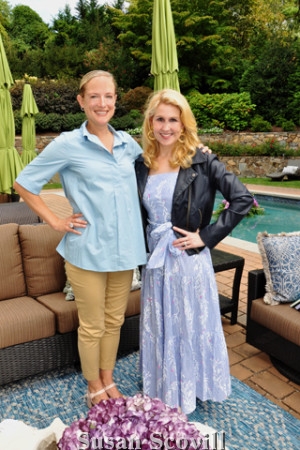 13. Program Book Member Alice Bullitt chatted with Advisory Member Jennifer Shacklett .