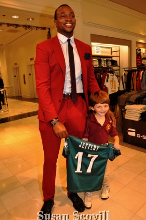 2. Alshon Jeffery gave an Eagles T-shirt to little Royce Spitzer who was so happy to get one!