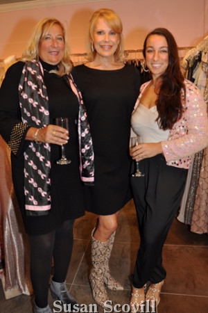 6. Christina Wagoner and her daughter Laura chatted with Sandra Yodesky (center).
