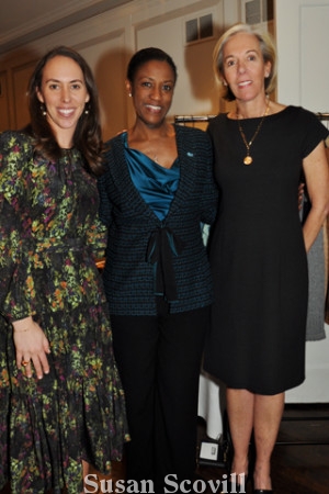 Clark Kuenzell, Monica Taylor and Women's Committee president Elizabeth Kuenzell paused for a photo during the event.