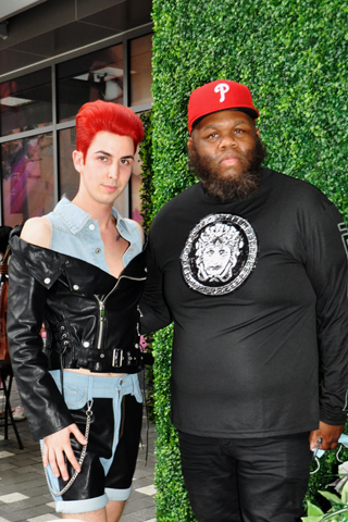 4. Fashion Influencer Jason Kelly said hello to PFW co- founder Kerry Scott.