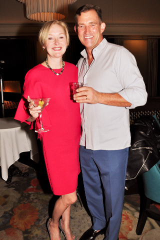 7. Guests included Veronica and Jonathan Hochman.