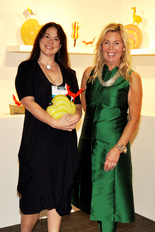 3. Show Chair (right) Sally Sharkey shared a moment with show exhibitor Claire Kelly.