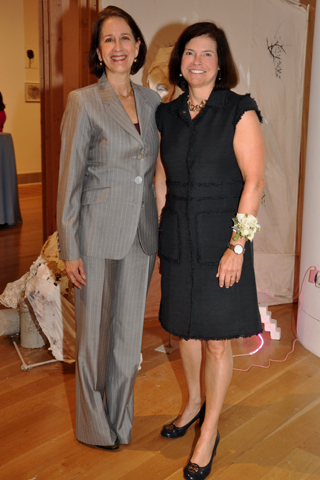 11. Carmen Navarro Pelaez and Dorothy Ix