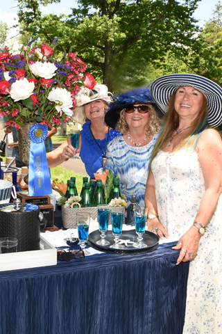 And the picnic winner was!! Dawn Mini