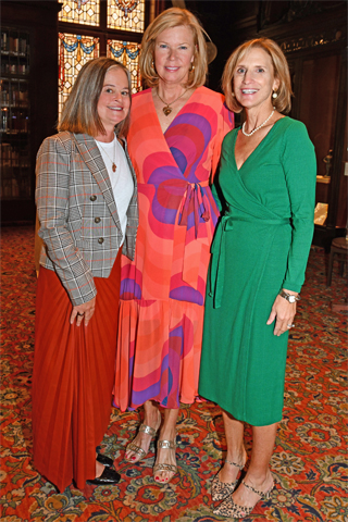 22. Kelly Tague, Agnes Gayhardt and Ellen McLaughlin