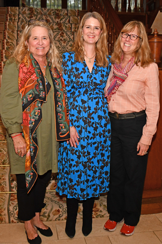 3. Show chairs Anne Hamilton, Ellen Caplan, Amy Fox paused for a photo
