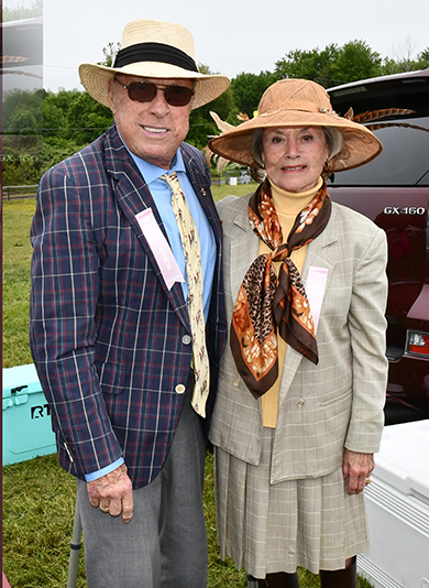 Don and Judy Rosato at their tailgate