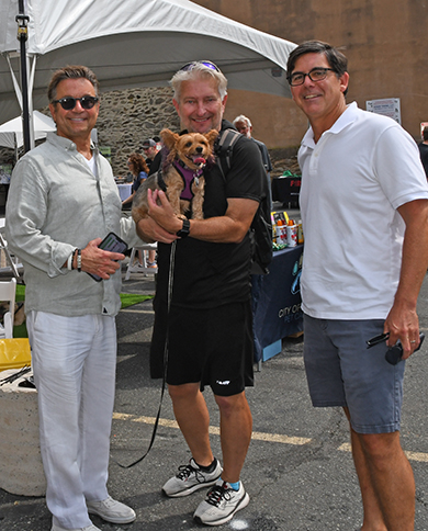 3. John Bolaris chatted with Rich Lewis and his pup ''Macy Jane'' and Tom Dilsheimer
