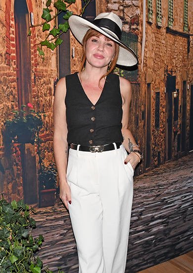 Kristen Jorgensone also liked the step and repeat