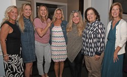 Suzy Pratowski holds networking luncheon at Phil’s Tavern