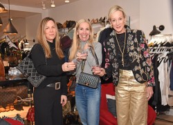 Rachelle Boutique hosts a festive styling event with stylist Peggy Conlon